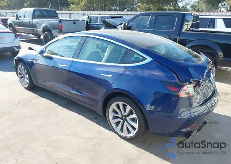 2020 Tesla Model 3 z USA, uszkodzony, nr VIN 5YJ3E1EA8LF662694